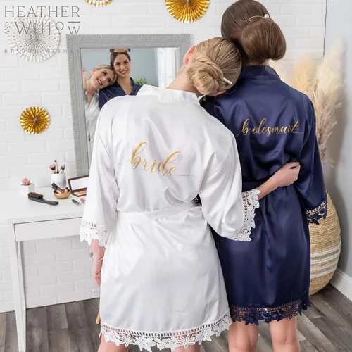 Vista 7 de Heather & Willow Bata de damas de honor Bata de novia de satén, bata de novia para el día de la boda Propuesta de despedida de soltera y dama