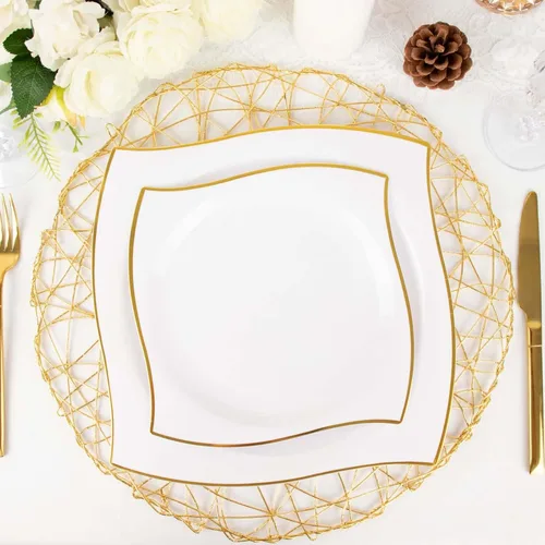 Vista 2 de Efavormart - Paquete de 10 platos cuadrados de postre de plástico con borde ondulado blanco y dorado de 8 pulgadas, elegante vajilla desechable