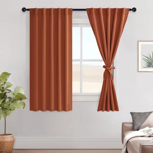 Vista 165 de Hiasan Cortinas opacas negras para dormitorio, cortinas opacas cortas de 45 pulgadas de largo, con aislamiento térmico, bolsillo para barra