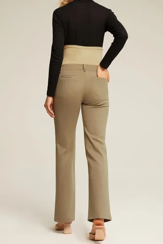 Vista 2 de Maacie Leggings acampanados de maternidad sobre el vientre, pantalones de corte de bota con bolsillos para yoga, trabajo casual