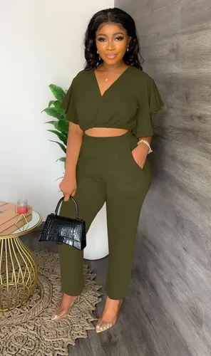 Vista 3 de AIIYYQB Conjunto de pantalones cortos de verano para mujer, conjunto de 2 piezas con camiseta corta sexy y manga de mariposa, conjunto a juego