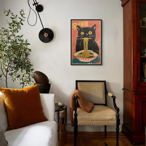 Vista 4 de Arte de pared vintage de gato japonés en lona, póster de gato negro peculiar comiendo ramen, impresión de arte retro de animales divertidos