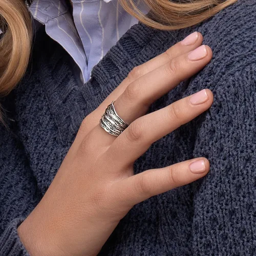 Vista 2 de JEAN RACHEL JEWELRY Anillo de plata de ley 925, diseño vintage con textura oxidada, hipoalergénico, sin níquel ni plomo, colección de diseñador