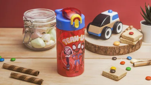 Vista 11 de Zak Designs Marvel Spider Man - Botella de agua para niños con cubierta de boquilla y aro de transporte, hecha de plástico duradero, diseño