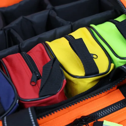 Vista 7 de Lightning X Bolsa modular grande para EMT de primeros auxilios de trauma para médicos de emergencia intermediarios Naranja fluorescente