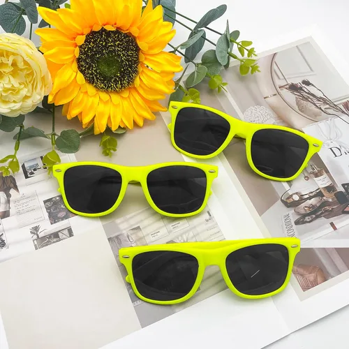 Vista 4 de SUNOVELTIES Paquete de 12 lentes de sol de colores neón clásicos retro para fiestas, unisex para adultos