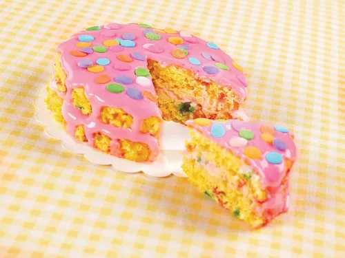 Vista 3 de Horno para hornear Lalaloopsy para pastel mixto de confeti con glaseado rosa