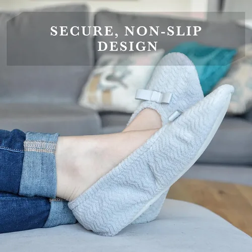 Vista 5 de Isotoner - Pantuflas de microfibra con patrón de chevrón para mujer con suela de ante y absorción de humedad para mayor comodidad