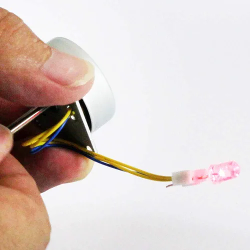 Vista 5 de Micro 3 Fases AC Mini Generador de Motor Manual Sin Escobillas Modelo de Experimento Científico Kit de Ayuda para Enseñanza DIY Mini