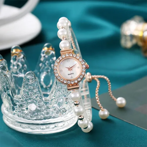 Vista 2 de ADSBIAOYE Reloj de pulsera floral simple de moda para mujer, reloj de lujo ligero de cuarzo con diamantes