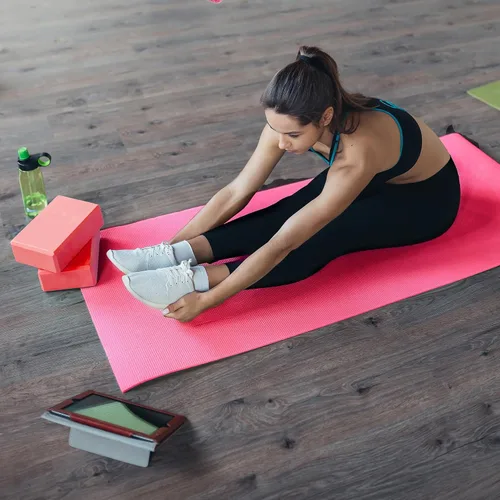 Vista 6 de BalanceFrom 7-Piece Yoga Set with 71x24x0.5 Inches Extra Thick Mat and Carrying Sling – Includes 2 Blocks, Stretch Strap, 2 Towels, and Knee Pad for