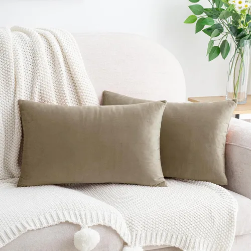 Vista 27 de HWY 50 fundas de almohada decorativas de terciopelo sólido para sofá, sala de estar. Ambar