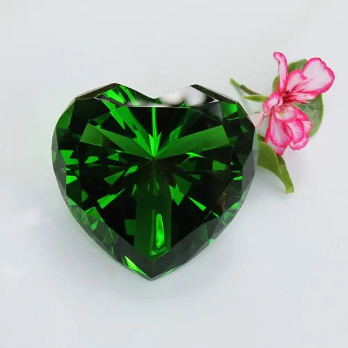 Vista 2 de Crystal Diamonds Heart (verde) PAPERWEIGHT, Gratis Personalizado Grabado Personalizado
