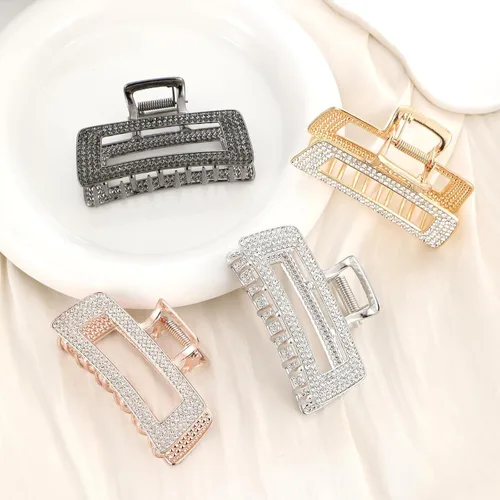 Vista 7 de WORTL Pinzas grandes de metal cuadradas de 3.5 pulgadas, paquete de 4 abrazaderas de pelo de diamantes de imitación para mujeres y más delgadas
