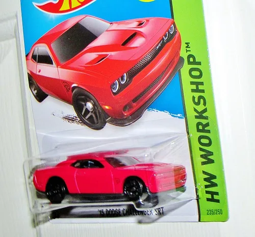 Vista 2 de Hot Wheels 2015 HW Taller Dodge Challenger SRT Hellcat Hell Cat Rojo