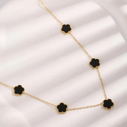Vista 6 de RAFYZY Lucky Clover - Collar de trébol chapado en oro de 18 quilates y aretes para mujer, diseño de trébol de la suerte, juego de joyería simple