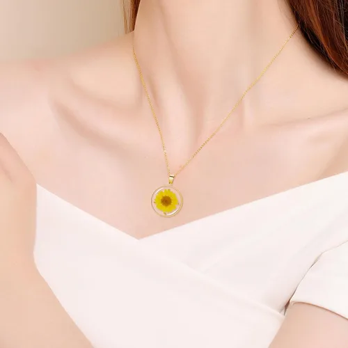 Vista 111 de Pressed Flower Necklace Gift for Women Personalized Handmade Necklaces Birth Flower Necklace