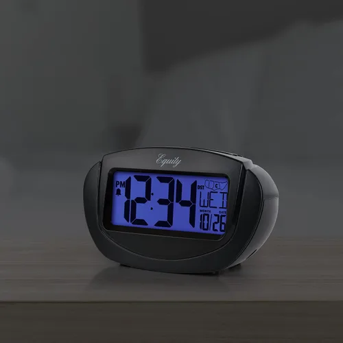 Vista 5 de Equity by La Crosse 31022 Insta-Set LCD Alarm Clock, Black (Pack of 6)
