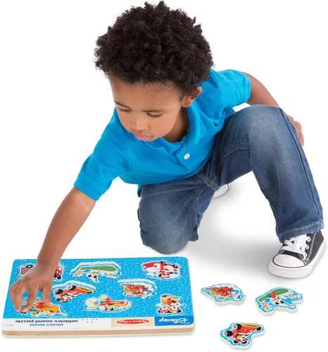 Vista 3 de Melissa & Doug Disney Mickey Mouse and Friends Vehicles Sound Puzzle (8 piezas)
