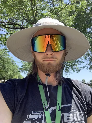 Vista 7 de Karsaer Vision Sports - Gafas de sol de ciclismo de una pieza para exteriores resistentes al viento gafas de los años 80 para mujeres y hombres
