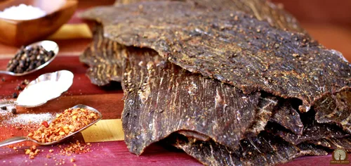 Vista 2 de Mahogany Smoked Meats: Carne seca con pimienta - 16oz