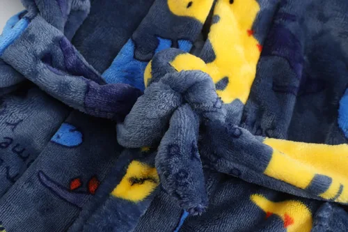Vista 5 de E.W Apparel Bata de baño de forro polar con capucha para niños, bata suave y mullida para niños pequeños
