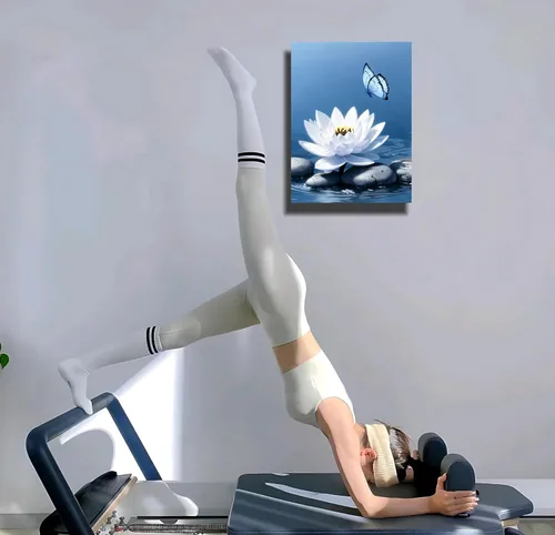Vista 3 de Lwlaboc Lienzo Zen Impresiones de arte de pared de loto azul marino, flores de loto blanco y mariposa, decoración de pared para meditación