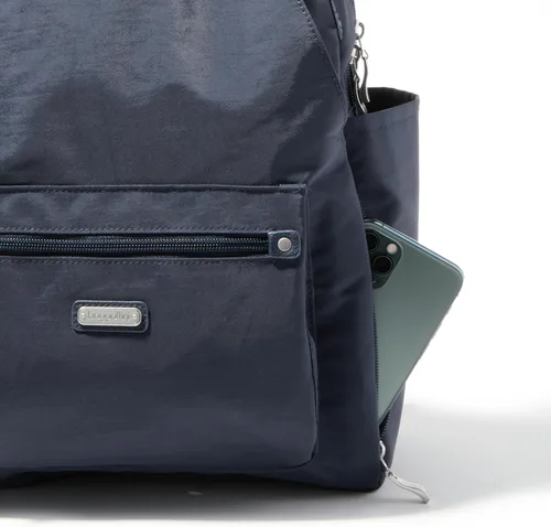 Vista 78 de Baggallini Mochila todo el día para mujer con pulsera de teléfono RFID, Negro, talla única