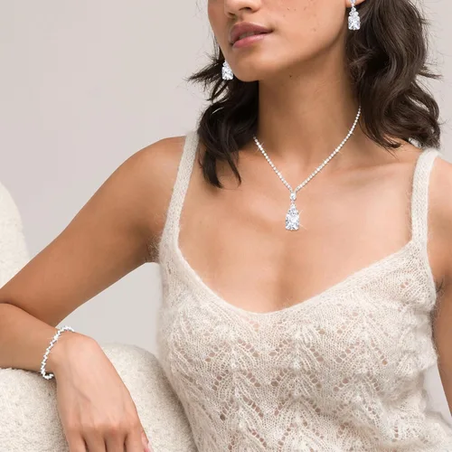 Vista 2 de CAVETEE Conjunto de joyas para mujer, collar con colgante de novia de cristal y pulsera para mujer