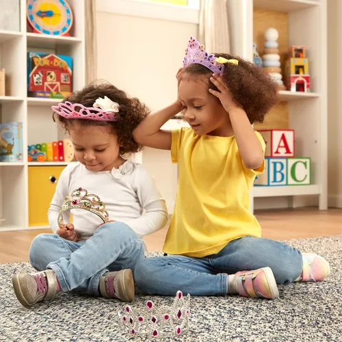 Vista 7 de Melissa & Doug Tiaras para jugar a disfrazarse (4 piezas).