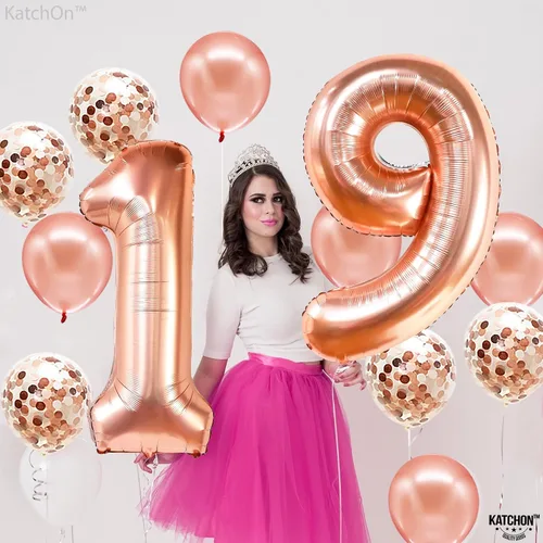 Vista 2 de KatchOn, Globos gigantes de oro rosa con el número 19, 40 pulgadas, globos de cumpleaños 19 con globos de confeti, decoraciones de feliz cumpleaños