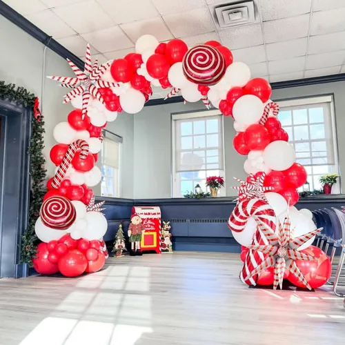 Vista 6 de Guirnalda de globos de Navidad, kit de arco de globos de Navidad rojos y blancos con globos de piruleta de bastón de caramelo de aluminio y globo