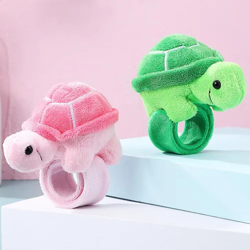Vista 2 de Abaodam Pulsera de tortuga, pulsera de abrazo con banda de broche de presión de animales de peluche, lindo juguete de peluche de tortuga