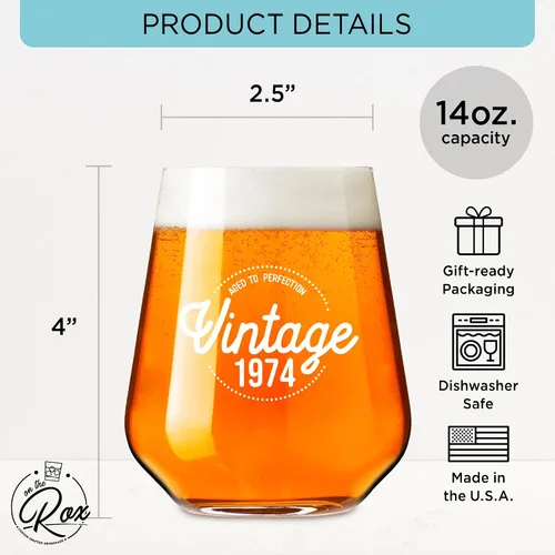 Vista 2 de On The Rox Regalos de 50 cumpleaños para mujeres y hombres – 14 onzas vintage 1974 50 años regalos para mujeres – Copa de vino sin tallo apta