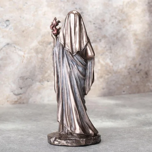 Vista 5 de Veronese Design Escultura griega Hestia de 6 1/4 pulgadas con acabado de bronce de resina fundida en frío de hogar y hogar