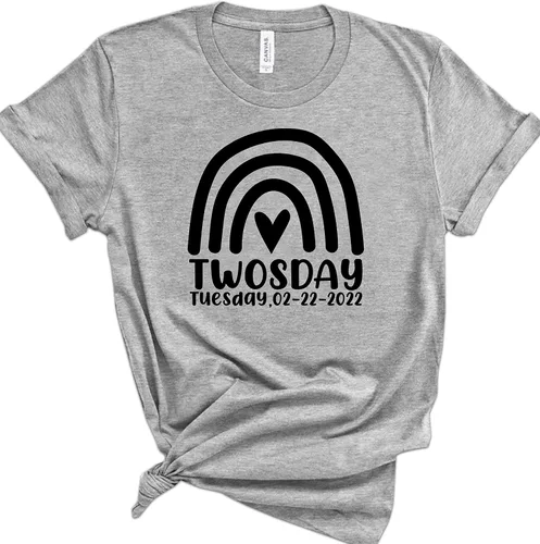 Vista 2 de Twosday T-Shirt, Twosday 02-22-2022 T-Shirt for Adult Toddler Youth Men Women Baby, Twosday 02-22-2022 Tuesday Mono Color Rainbow T-Shirt for Women