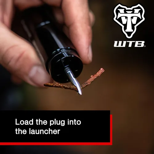 Vista 4 de WTB Kit de reparación de neumáticos de bicicleta Rocket - Kit de enchufe fácil para neumáticos de bicicleta de montaña y grava sin cámara. Incluye