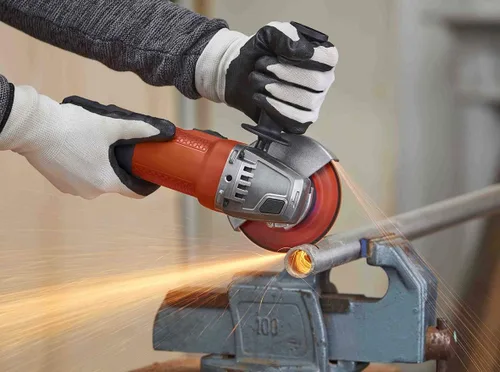 Vista 2 de BLACK+DECKER BEG110-QS - Mini-Amoladora 750W 377.3 ft