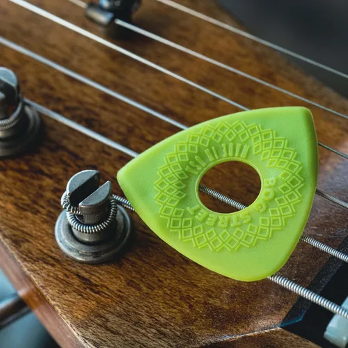 Vista 7 de NUEVA mezcla acústica de Bog Street, mezcla mediana a fina, paquete variado de púas de guitarra (paquete de 6)