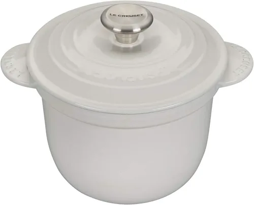 Vista 8 de Le Creuset - Arrocera de hierro fundido esmaltado con tapa y inserto de cerámica, 2.25 cuartos de galón, Cerise