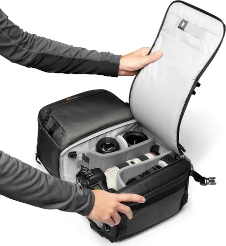Vista 2 de Lowepro Fastpack BP250AW III Mochila