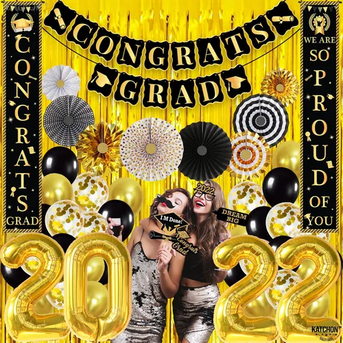 Vista 8 de Enormes decoraciones de fiesta de graduación 2022 – Paquete de 63 Cartel «We Are So Proud Of You» con accesorios de cabina de fotos de graduación