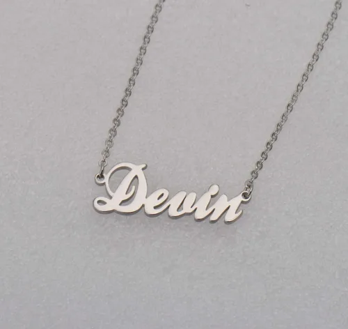 Vista 4 de Collar personalizado con nombre de madre personalizado para mujer