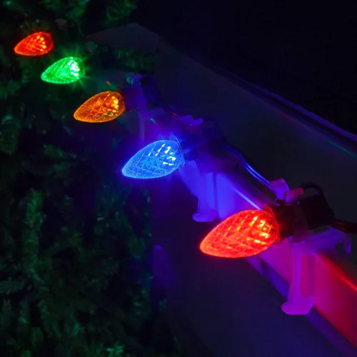 Vista 2 de Wintergreen Lighting C7 OptiCore Luces de Navidad Multicolor Comerciales - Cadena de luces LED de Navidad, luces navideñas al aire libre; cable Verde
