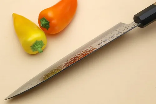 Vista 6 de Yoshihiro VG-10 Cuchillo de chef japonés Gyuto de Damasco martillado de 46 capas (mango de ambrosía octogonal) (7 pulgadas (7.087 in)