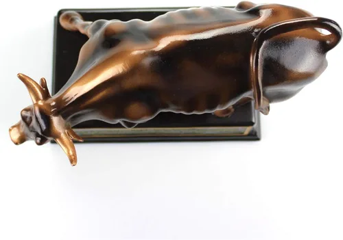 Vista 4 de Estatua oficial de bronce con base de Wall Street Bull Stock Market NYC con base - Pequeña