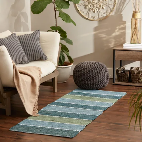 Vista 3 de DII Colección Chindi Rug Collection, reversible, hilo reciclado, teñido a mano, 2 pies 3 pulgadas x 6 pies, jadeíta