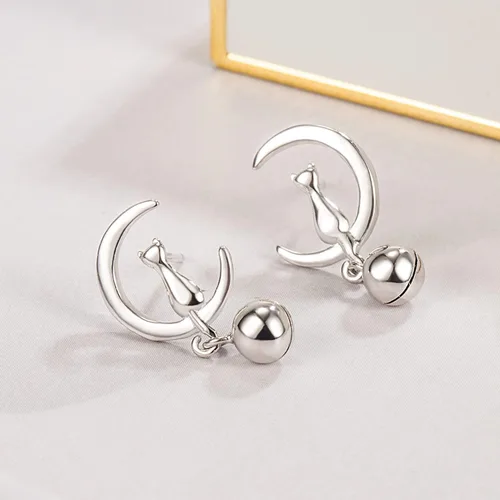 Vista 5 de Aretes de plata de ley 925 con forma de campana de gato y luna para mujeres adolescentes 5 estilos no alérgicos regalo de joyería fina