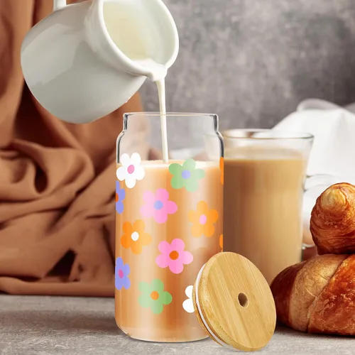 Vista 5 de Cunhill 2 juegos de regalos estéticos de margaritas, taza de café helado, bonitas tazas de vidrio con tapas y pajitas, tazas lindas, taza de flores