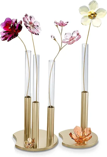 Vista 3 de Swarovski Garden Tales - Imán de flor de cerezo, pequeño, cristales de Swarovski rosa y metal con acabado en tono dorado, parte de la colección